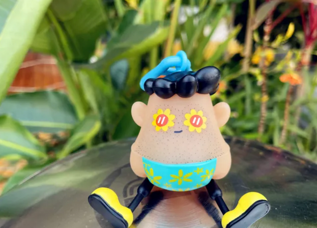 A Funny Toy To Vent One's Beard